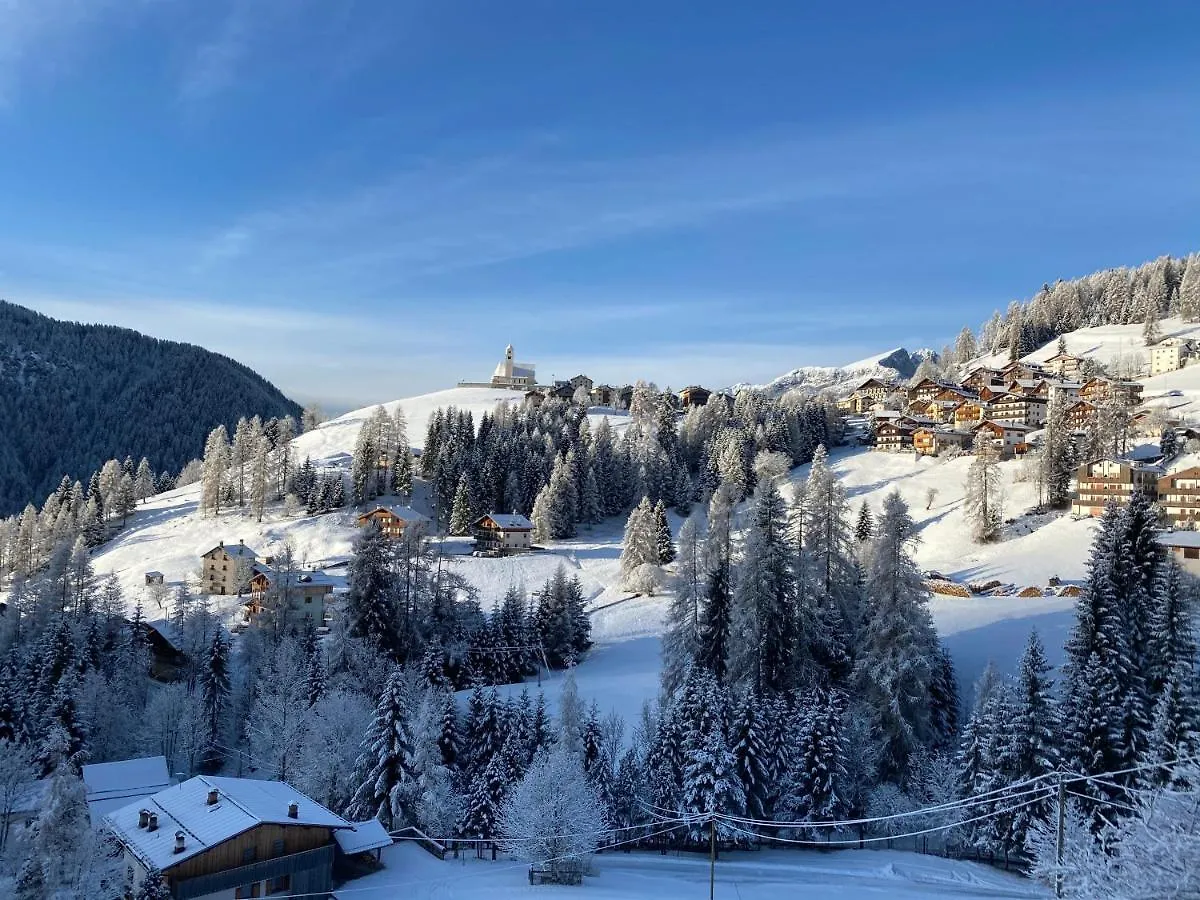 Dolomites Charme Chalet Colle Santa Lucia Itália